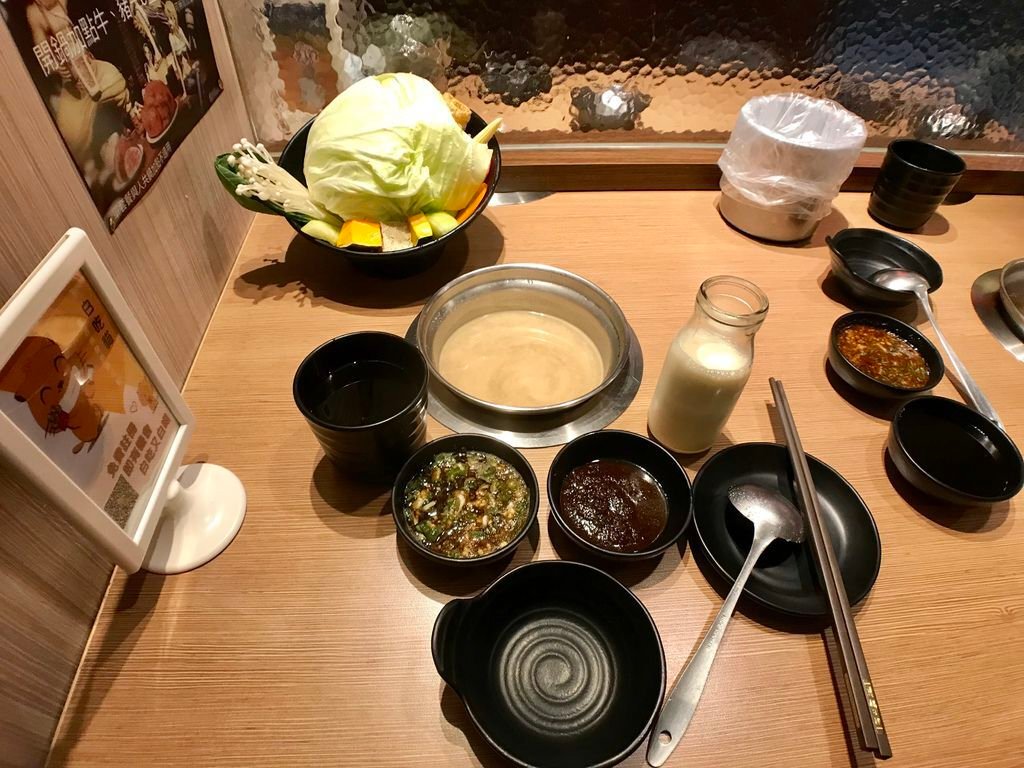 永和美食-村上村屋Muraya Hot Pot永和店的素食火鍋，是蔬食者的吃鍋首選