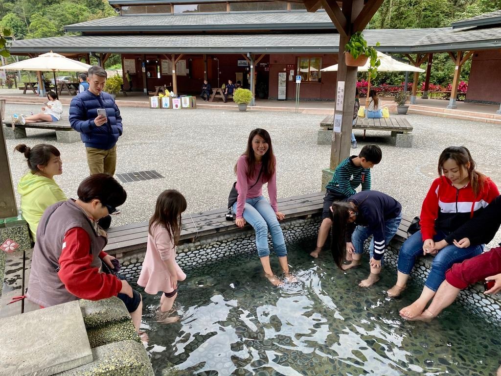 宜蘭景點推薦-一起去清水地熱公園煮溫泉蛋、煮玉米、泡腳