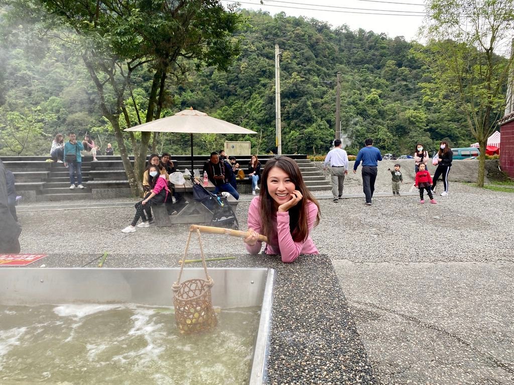 宜蘭景點推薦-一起去清水地熱公園煮溫泉蛋、煮玉米、泡腳