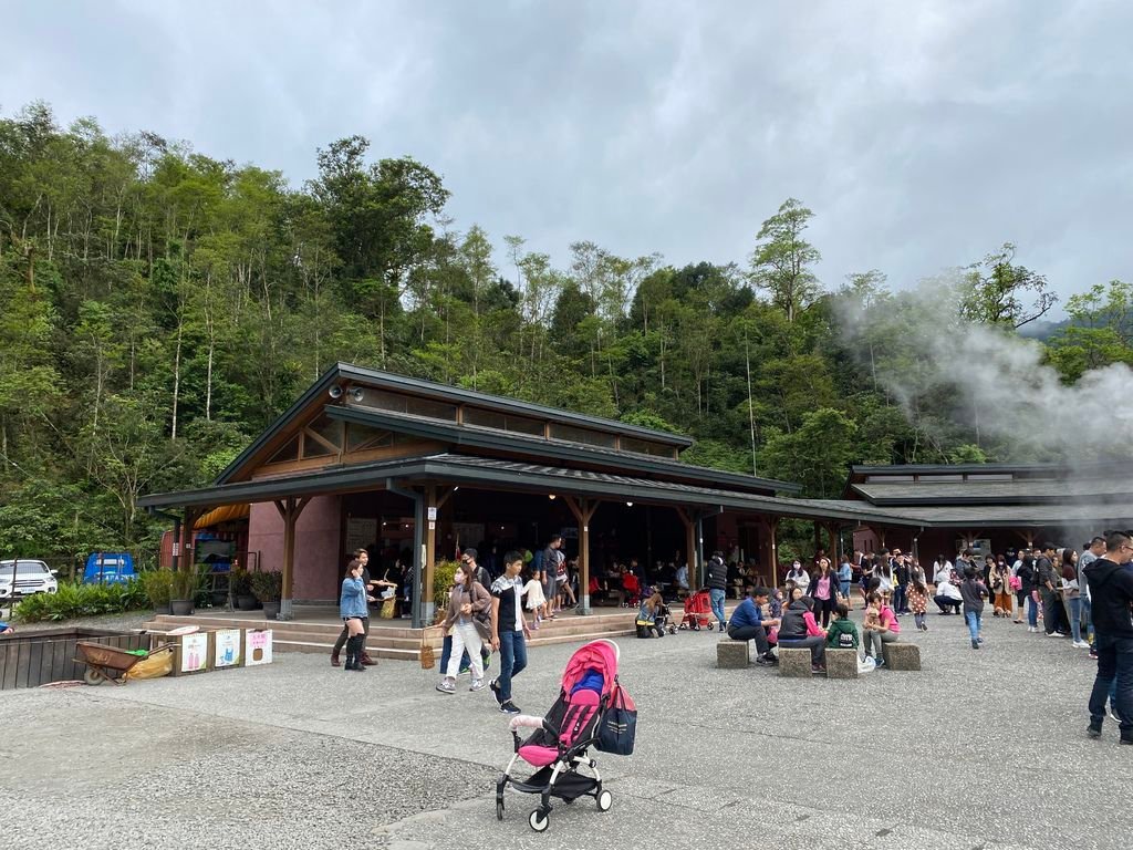 宜蘭景點推薦-一起去清水地熱公園煮溫泉蛋、煮玉米、泡腳