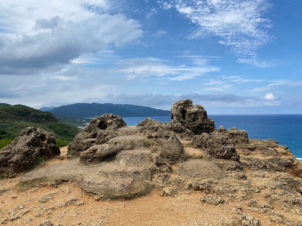 屏東墾丁景點-風吹砂-佳鵝公路上的奇景，台灣罕見的沙河、沙瀑地形