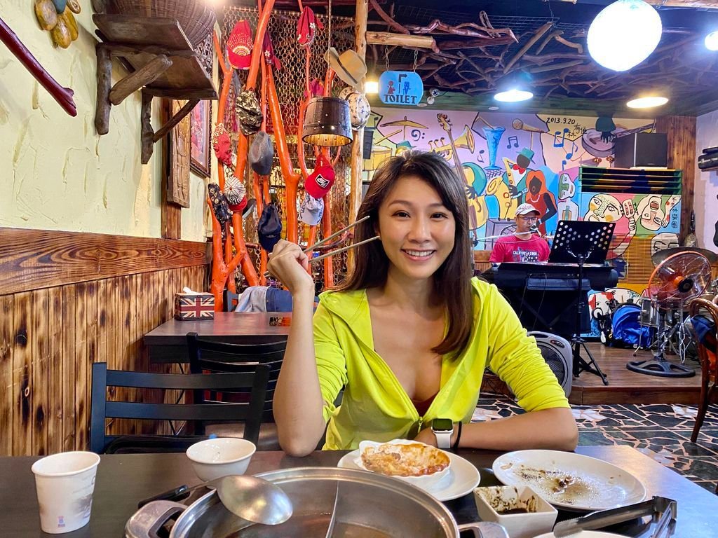 桃園南崁吃到飽的蔬食餐廳-不老林蔬香麻辣的素食火鍋、Pizza、焗烤任你吃