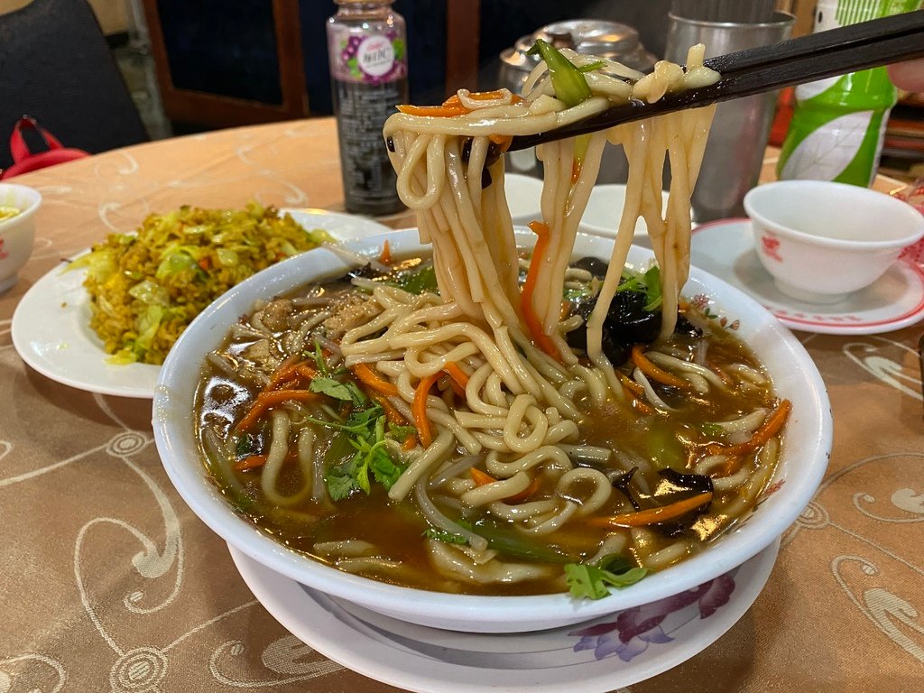 50年的素食好廚藝-宏林素食餐廳，台北車站必吃的素食餐廳