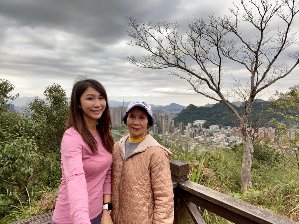 新店登山步道-和美山登山步道，遠看碧潭風景，賞螢火蟲的好地方