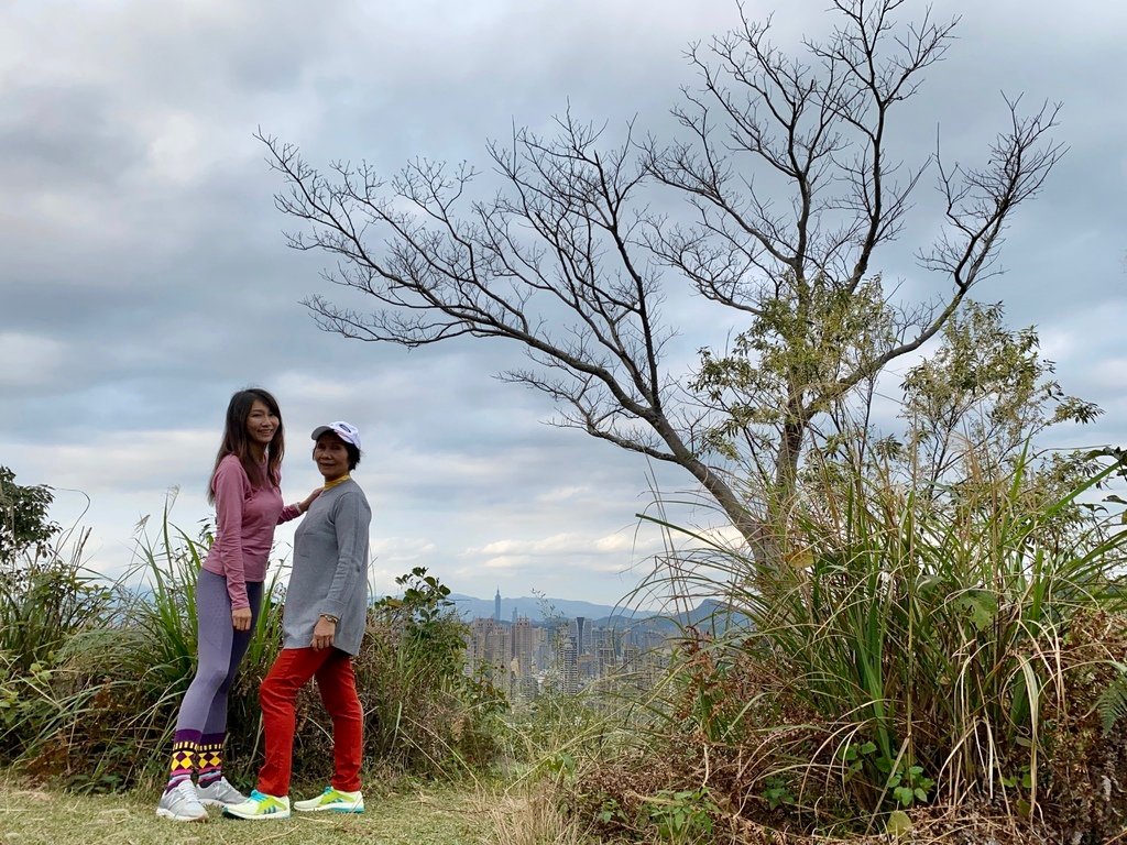 新店登山步道-和美山登山步道，遠看碧潭風景，賞螢火蟲的好地方