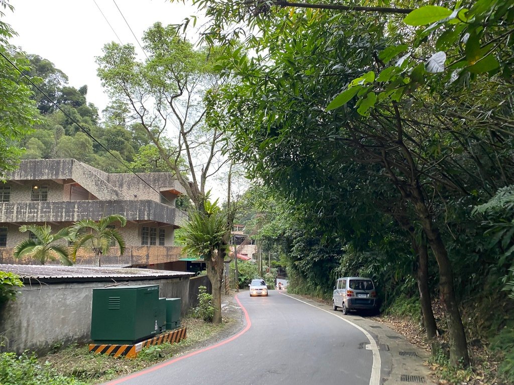 新店登山步道-和美山登山步道，遠看碧潭風景，賞螢火蟲的好地方