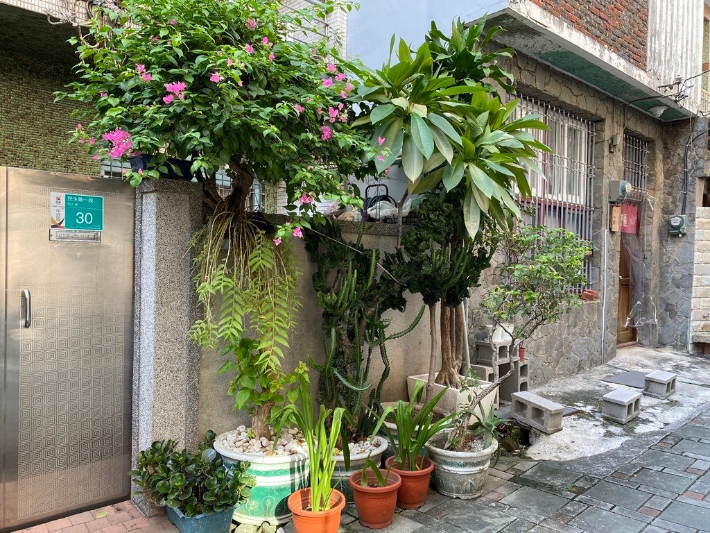 台南中西區景點-蝸牛巷！藏身在巷弄的藝術文青小巷
