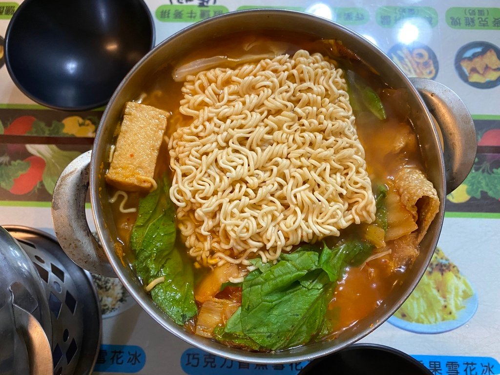台北大同區素食料理推薦-超高CP值的圓和素鍋養生素食小火鍋