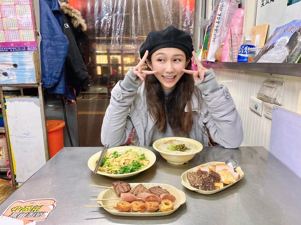 汐止夜市素食-錢婆婆素食館，在汐止吃素的好選擇，給你家常好味道