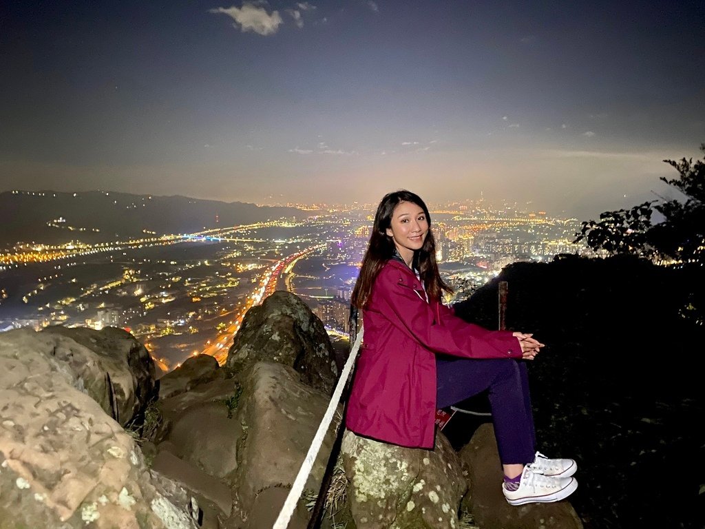 新北三峽登山-鳶山登山步道-三峽老街一覽無遺美景+夜景【丁小羽登山篇】