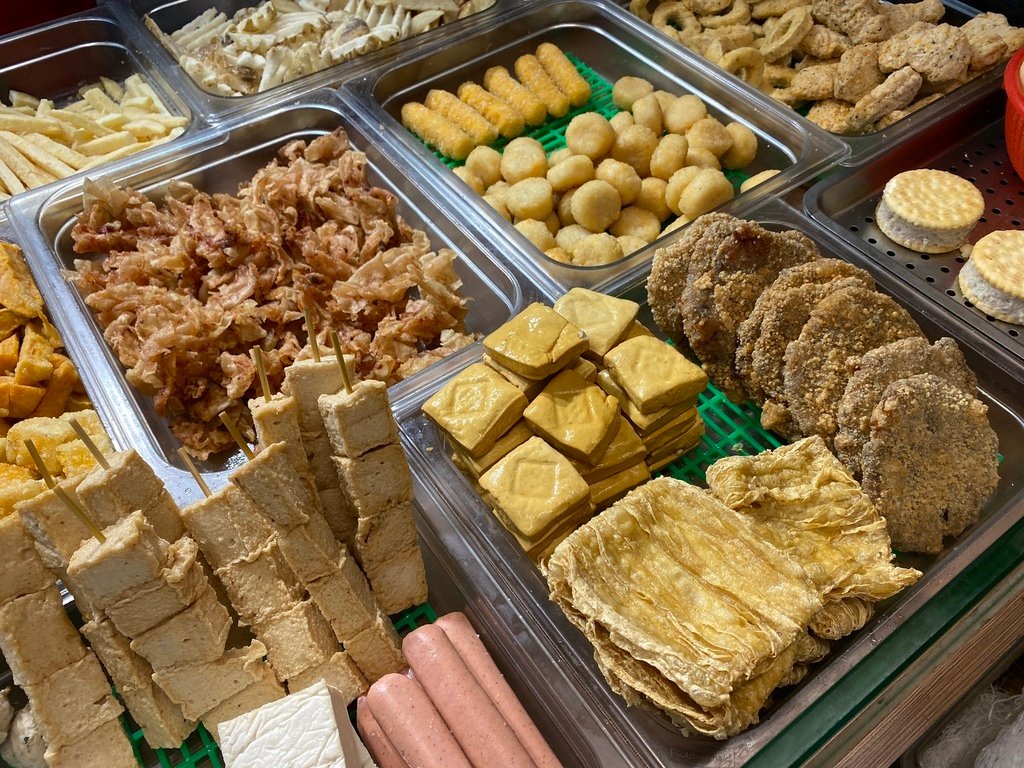 板橋素食-鮮道素食(素食鹹酥雞、素食滷味)，素食者吃宵夜的好地方