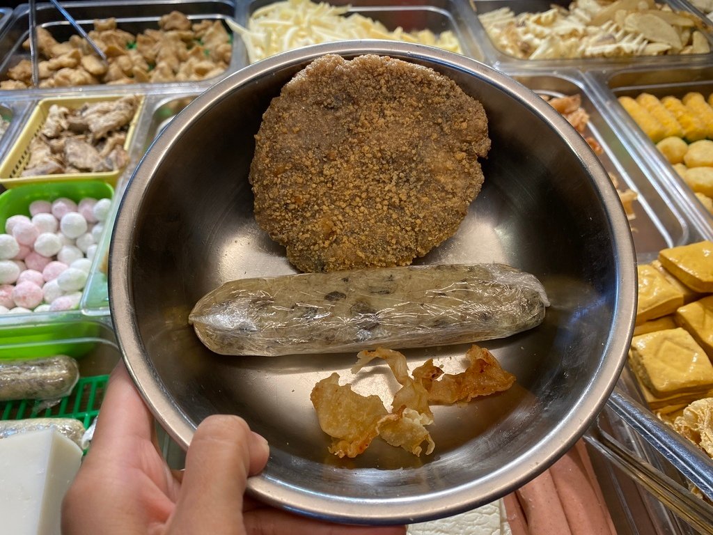 板橋素食-鮮道素食(素食鹹酥雞、素食滷味)，素食者吃宵夜的好地方