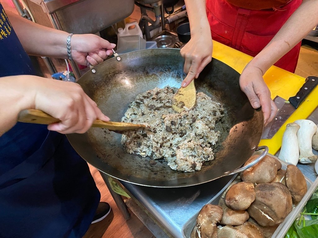 板橋素食-鮮道素食(素食鹹酥雞、素食滷味)，素食者吃宵夜的好地方