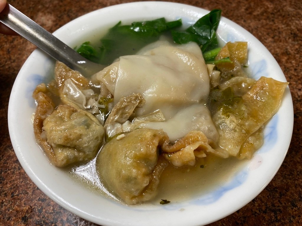 南投國姓鄉素食-青山素食部，國姓鄉唯一的素食小吃店