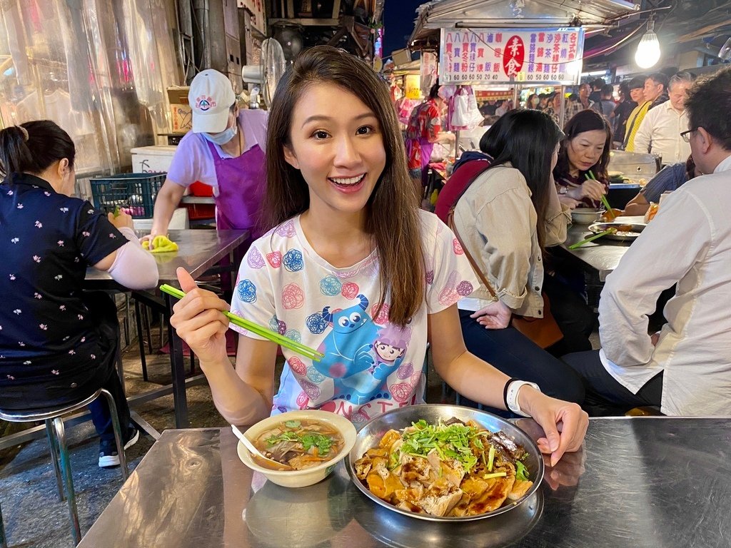 素食者到基隆廟口夜市必吃的素食料理-素食八寶冬粉