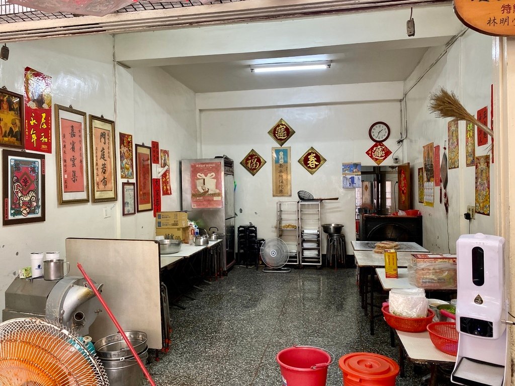 彰化鹿港素食-丁小羽帶你去吃林明堂素食麵，品嘗超過40年的好味道