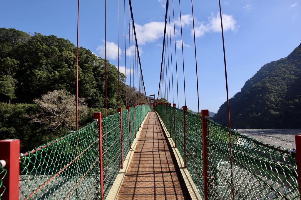 出發台東縣達仁鄉的土坂吊橋，來趟台東部落之旅！旅人必訪的台東景點之一【丁小羽旅遊篇】