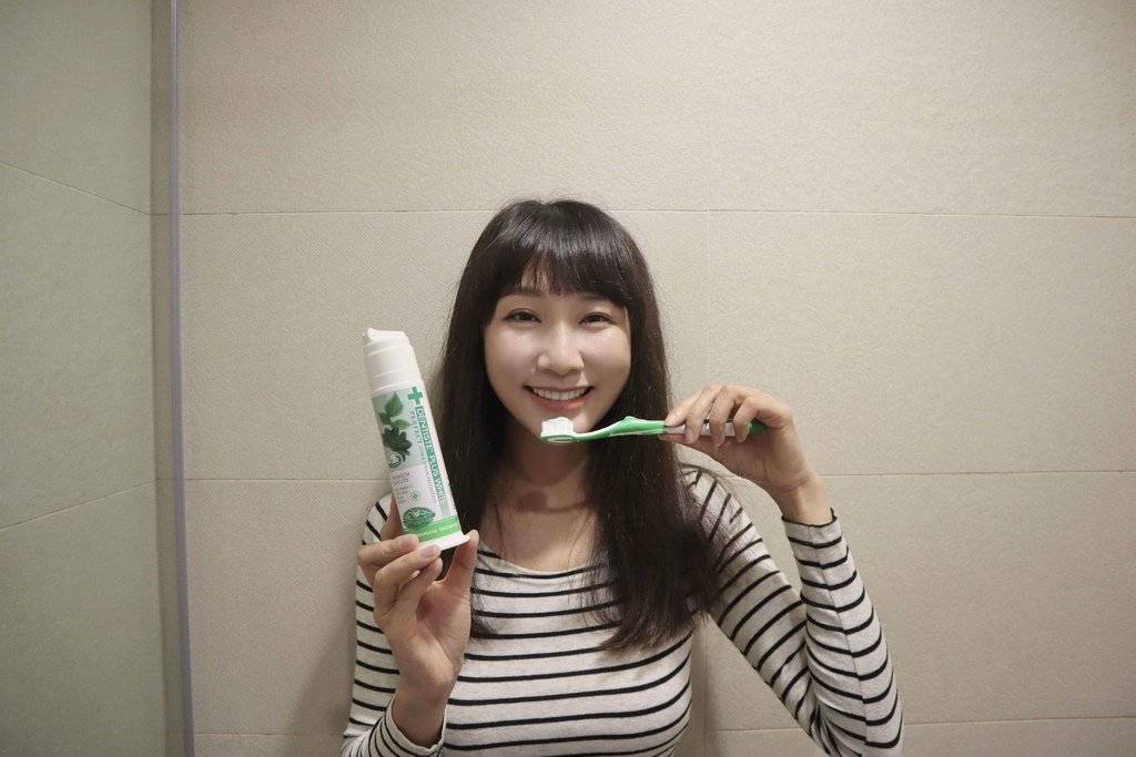 晚上刷牙的好夥伴！牙醫選夜用牙膏DENTISTE&apos; PLUS WHITE，照護您的口腔衛生