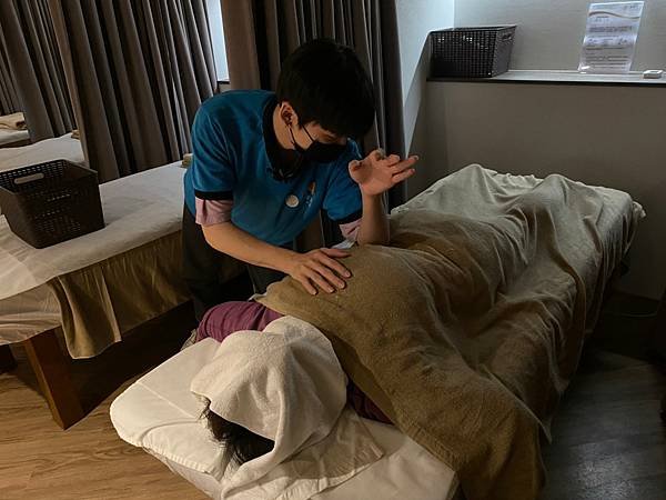 LINE_ALBUM_massage_220414_40.jpg