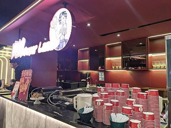 【台北萬華】嚮辣和牛麻辣鍋 台北捷運西門店 | 西門町深夜麻