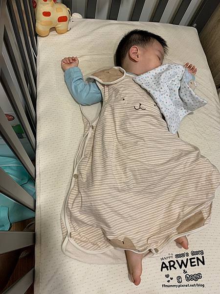 LINE_ALBUM_防踢被_211206_1.jpg