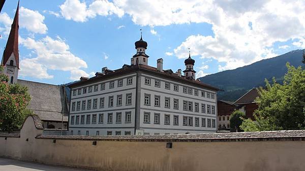 IMG_5619.jpg