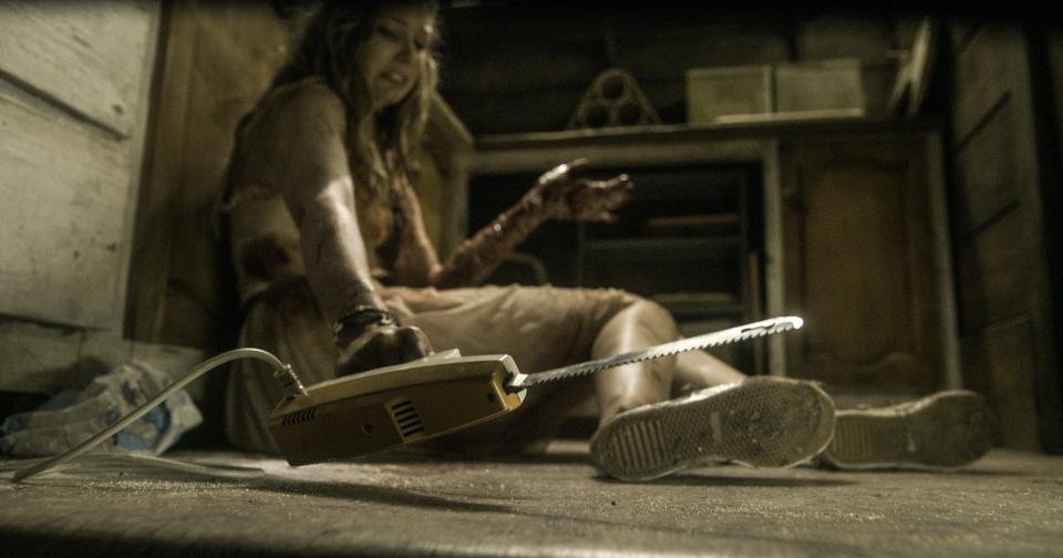 EVIL-DEAD-Photo-02