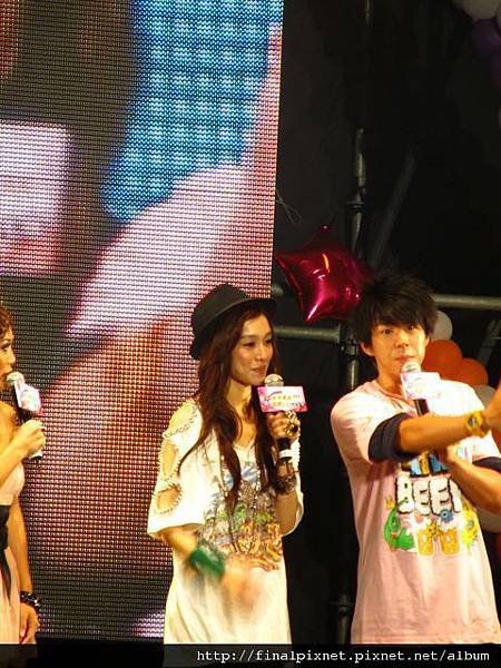 台灣菸酒110周年慶-表演-范瑋琪.jpg