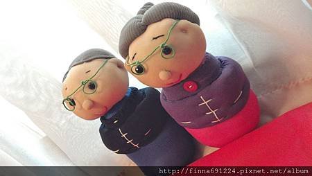 Karen&apos;s 手作小屋-今日手作糖果襪娃娃-爺爺奶奶