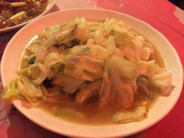 中壢環西路便宜好吃客家菜-劉家懷舊小館(炒高麗菜）