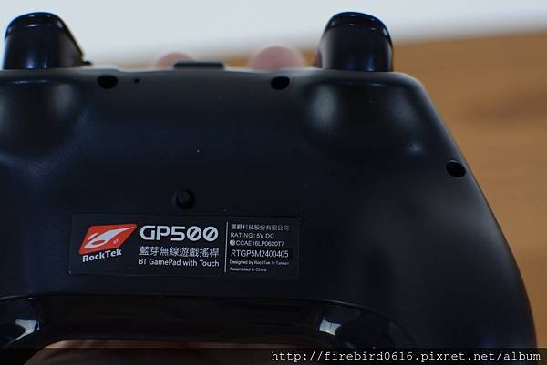 RockTek-GP500藍牙遊戲搖桿14.jpg