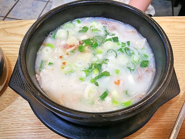 韓國釜山自由行海雲臺廣安橋豬肉湯飯7.jpg