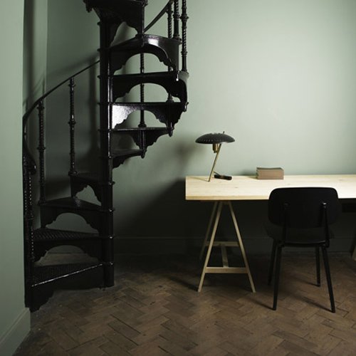 escalier noir.jpg