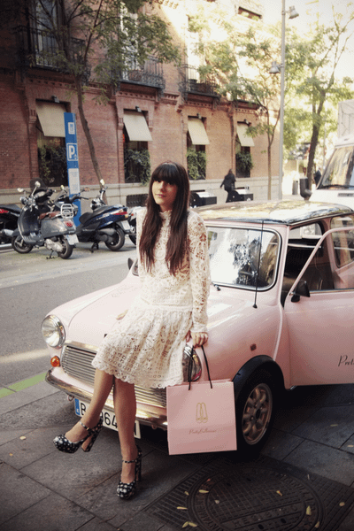 5123228769_bf06222d6d_othe cherry blossom girl.png