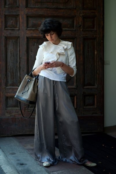 ruffle_street_style_430_646.jpg