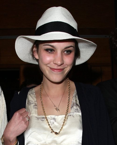 Alexa-Chung-picture-89.jpg