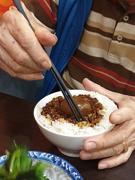 &lt;食記-桃園蘆竹&gt;大竹平價美食-大鍋湯風味小吃((幾個銅板搞