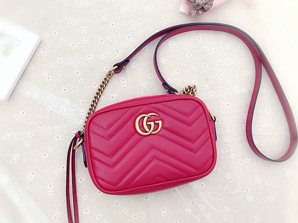 Gucci gg marmont mini相機包