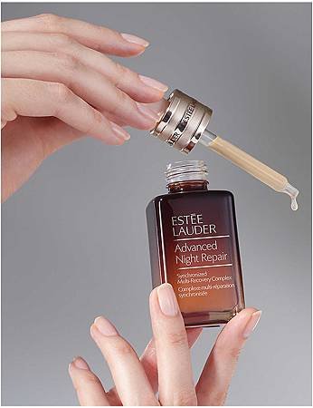 Estée Lauder Advanced Night Repair Synchronized Multi-Recovery Complex serum