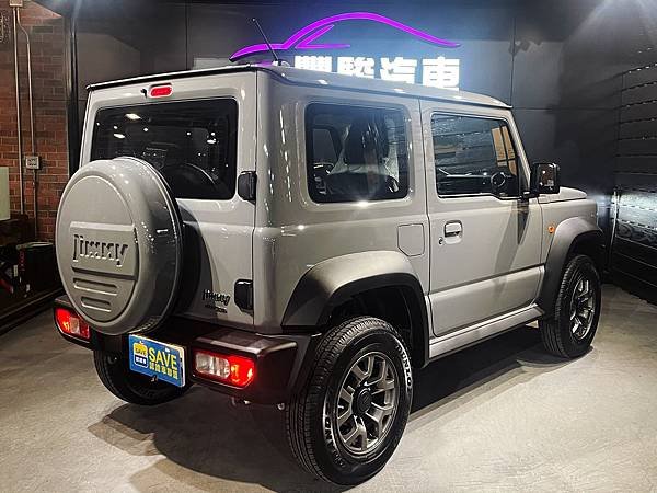 Jimny gray_210518_1.jpg