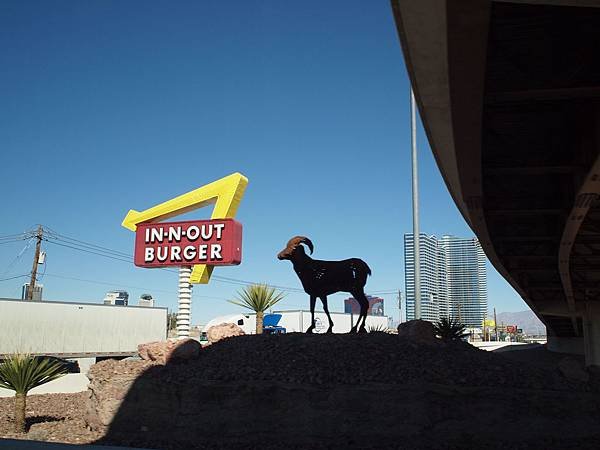 Flat 135/愛美食 美國 拉斯維加斯 Las Vegas In-N-Out Burger ANIMAL STYLE!