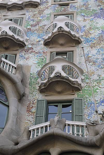 Flat 135/愛旅遊 西班牙 巴賽隆納Barcelona day1 米拉之家Casa Milà 巴特婁之家Casa Batlló