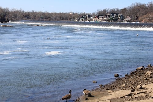 fairmount dam.JPG