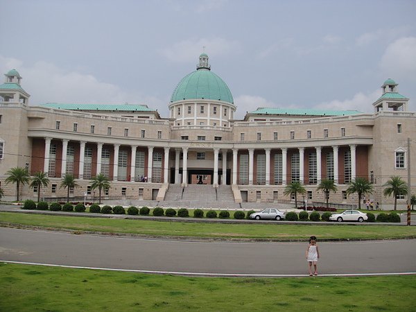 霧峰亞洲大學