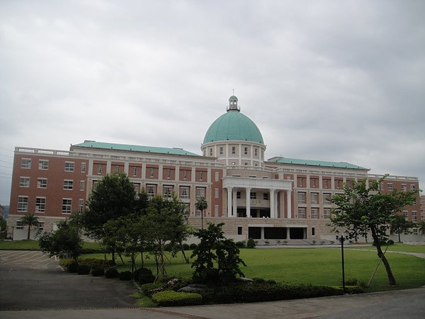 霧峰亞洲大學