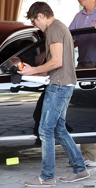 zac Efron.jpg