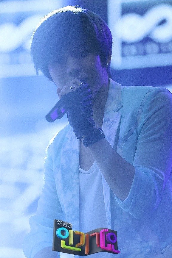 DW (3)