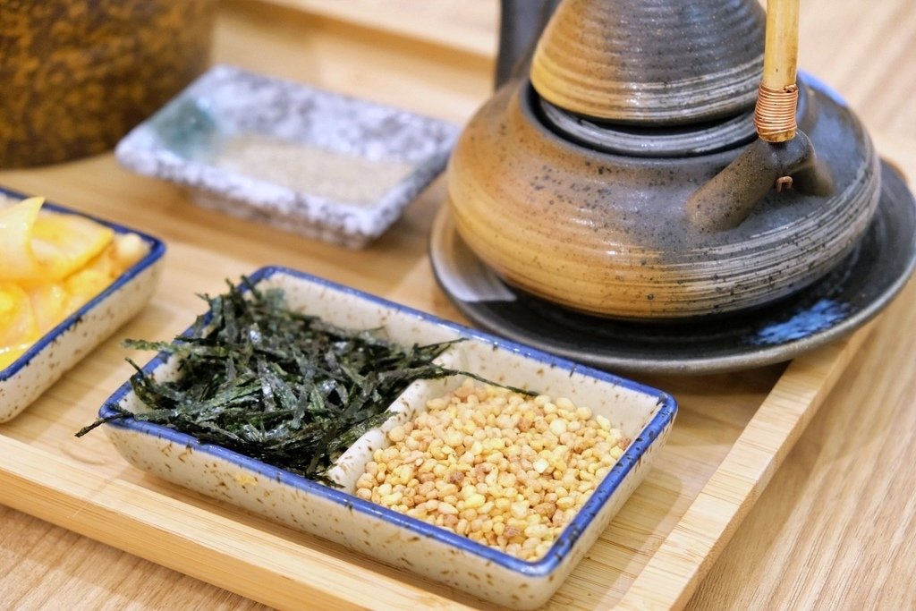 台南晚餐【Mochi Mochi 鬆餅屋】不只舒芙蕾好吃，釜