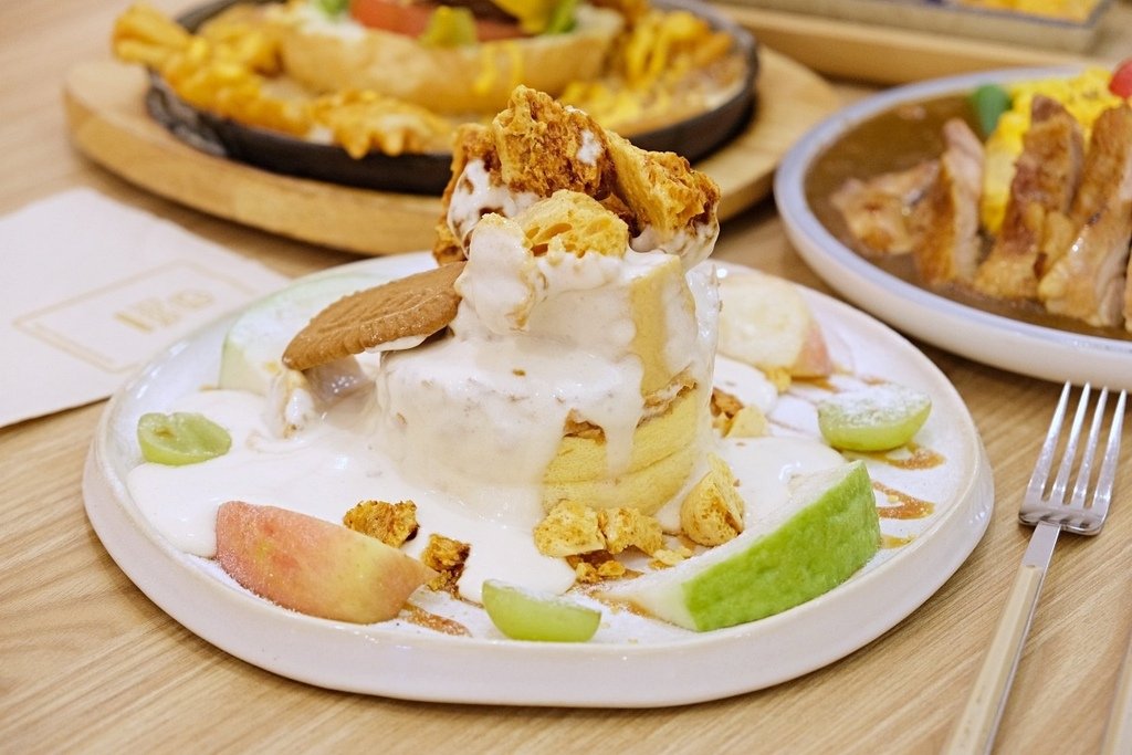 台南晚餐【Mochi Mochi 鬆餅屋】不只舒芙蕾好吃，釜