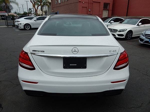 M-Benz AMG E43 4MATIC 12.jpg